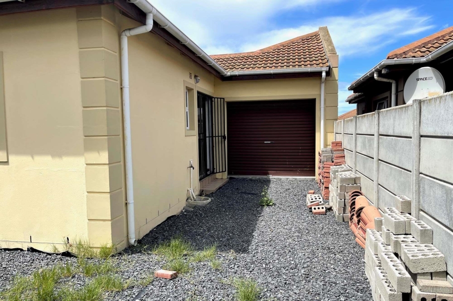 2 Bedroom Property for Sale in Hagley Western Cape